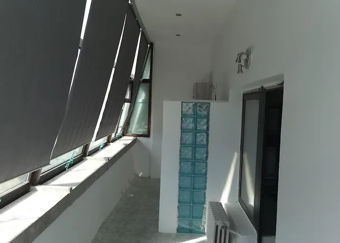 Penthouse Kogalniceanu アパート